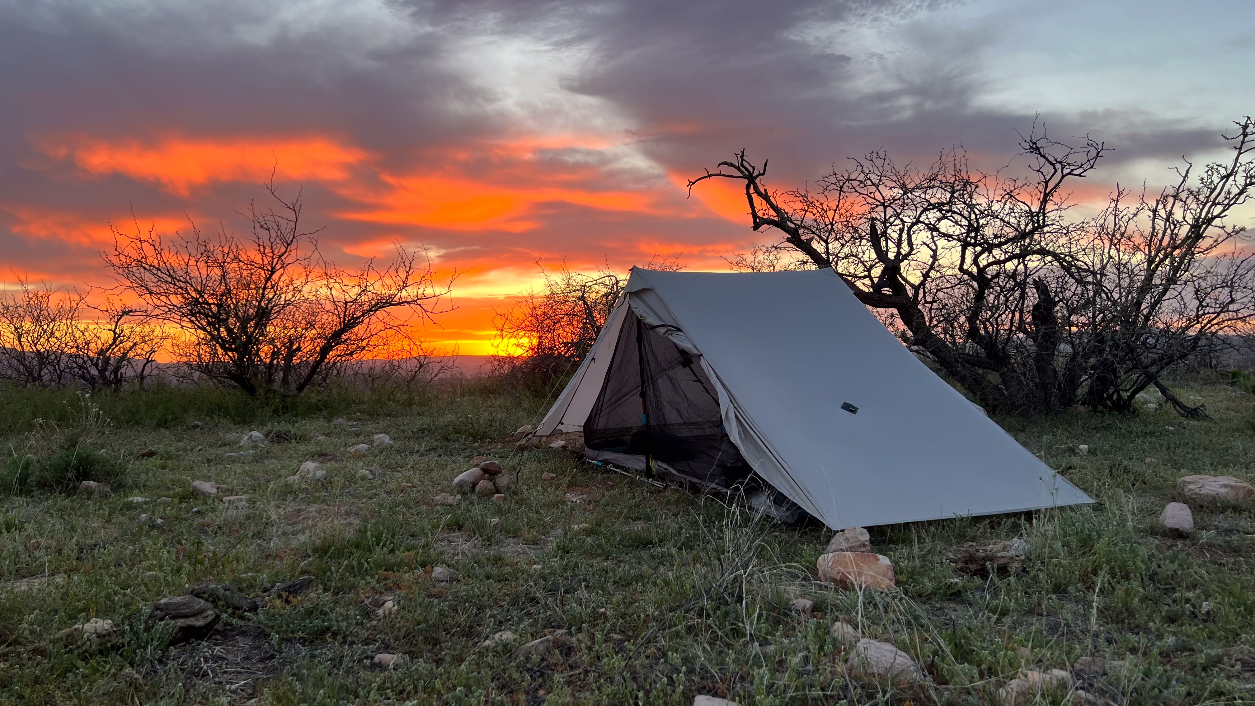 Grand Enchantment Trail: A Trip Report of the Forgotten Places in the Southwest by Mandy "Veggie" Redpath