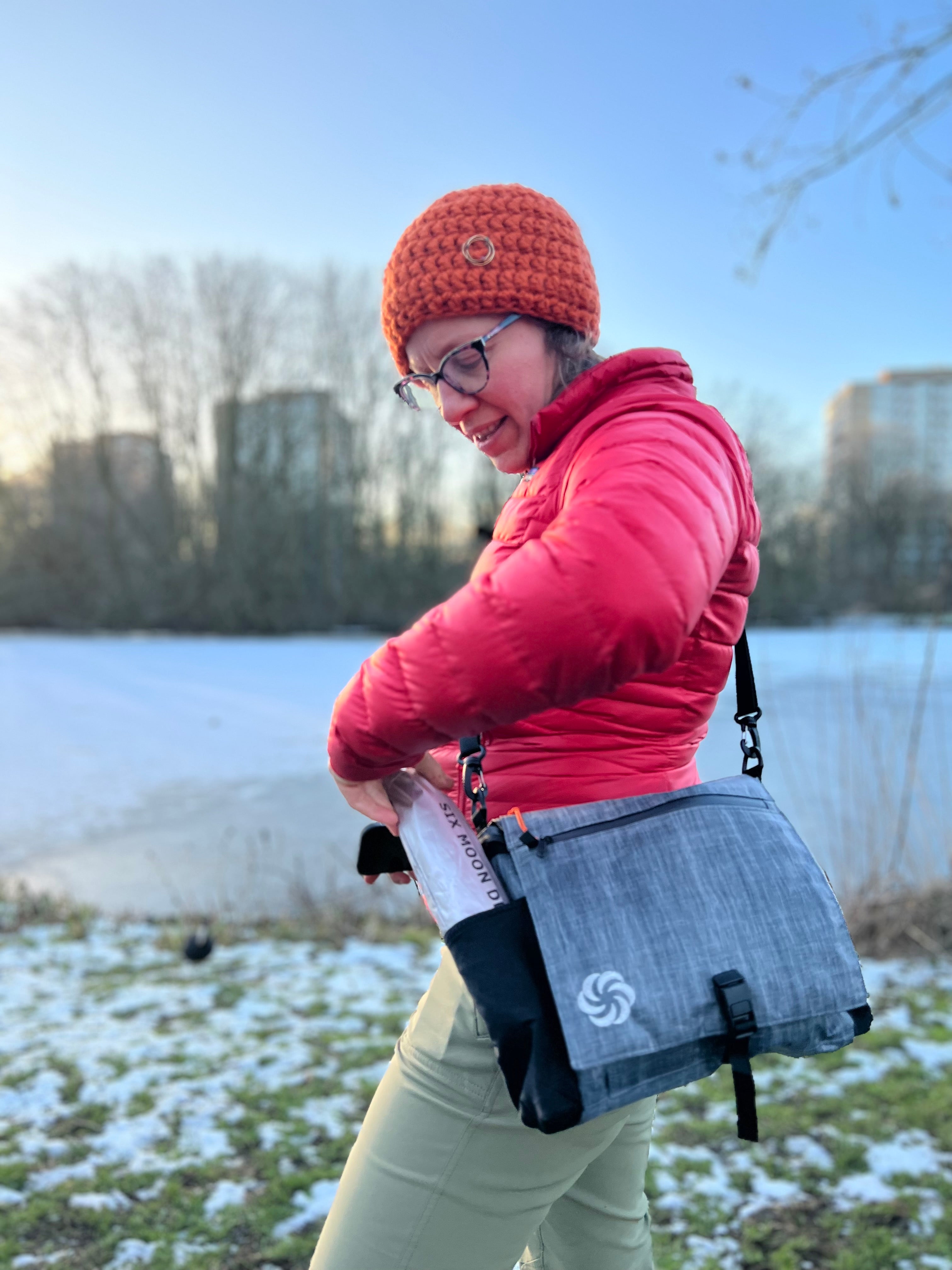 AMSTERDAM ADVENTURES: A review of the ePouch Zero-G Travel Bag by Kirsten Anderson