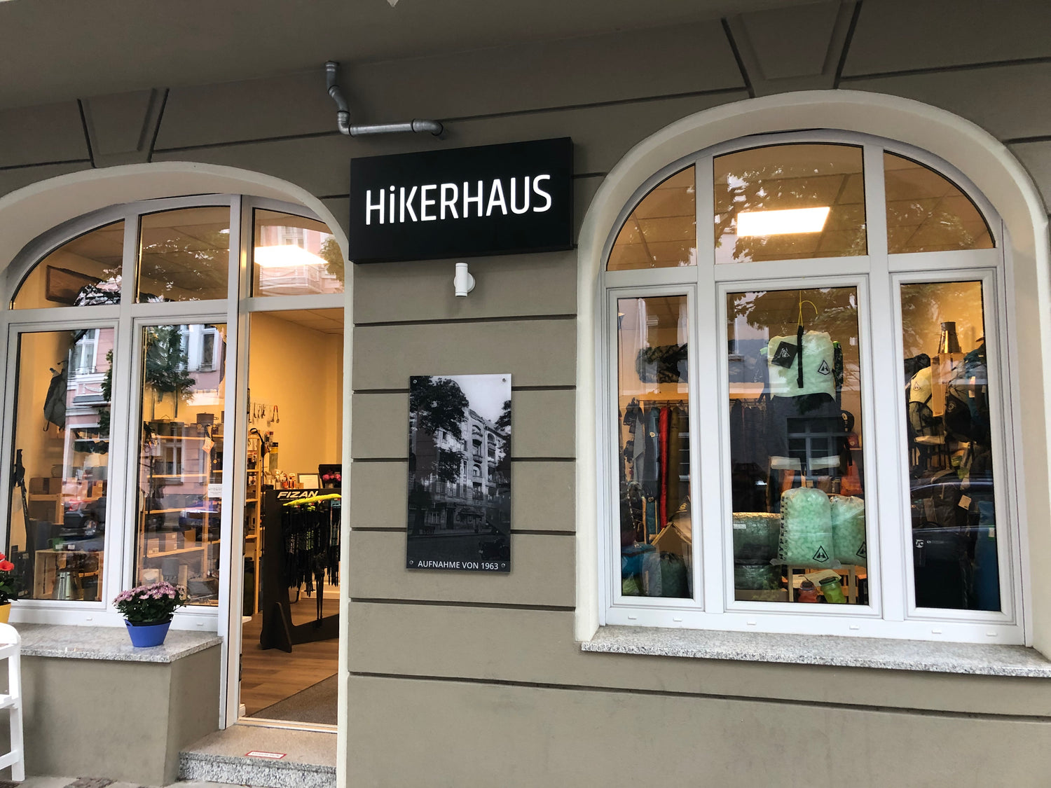 Dealer Spotlight, Hiker Haus Berlin, Germany